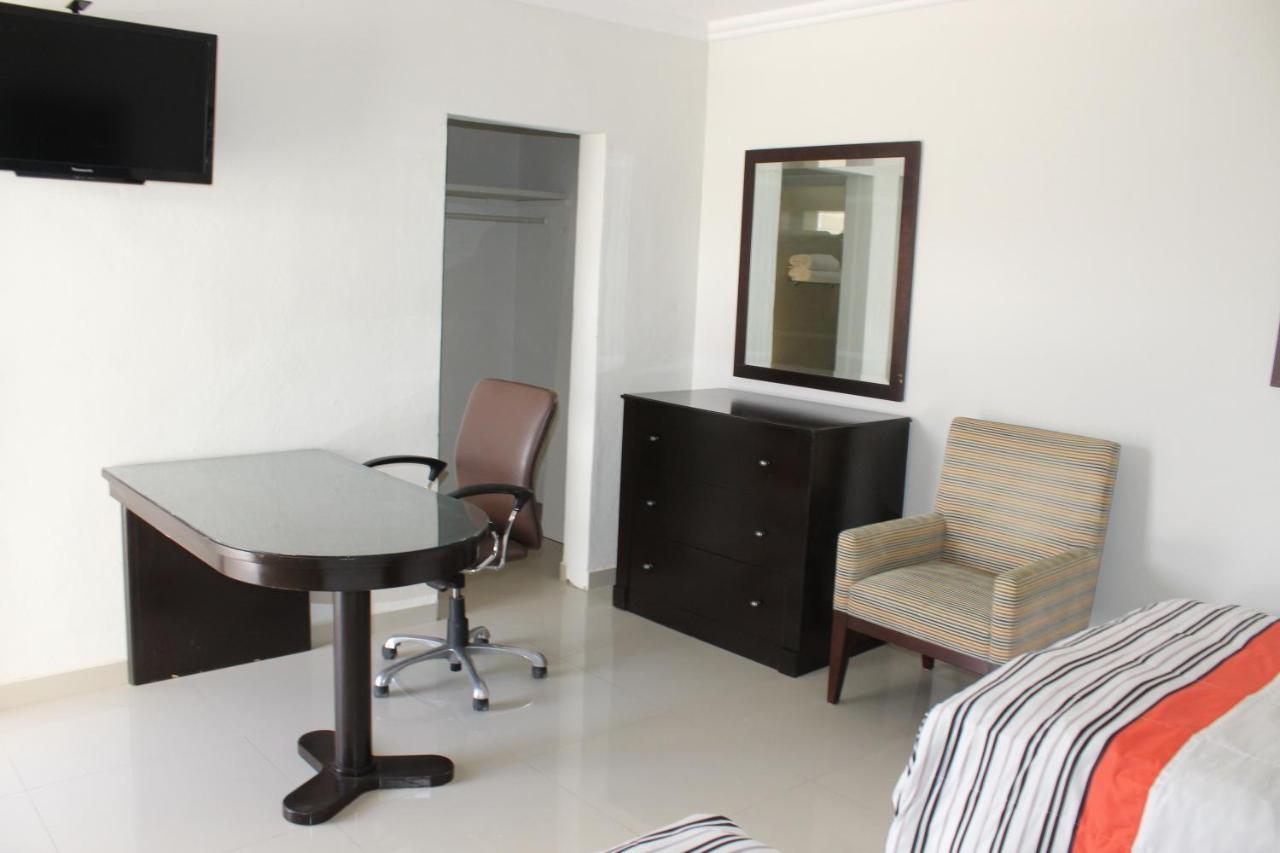 Hotel San Lorenzo Los Mochis Zewnętrze zdjęcie